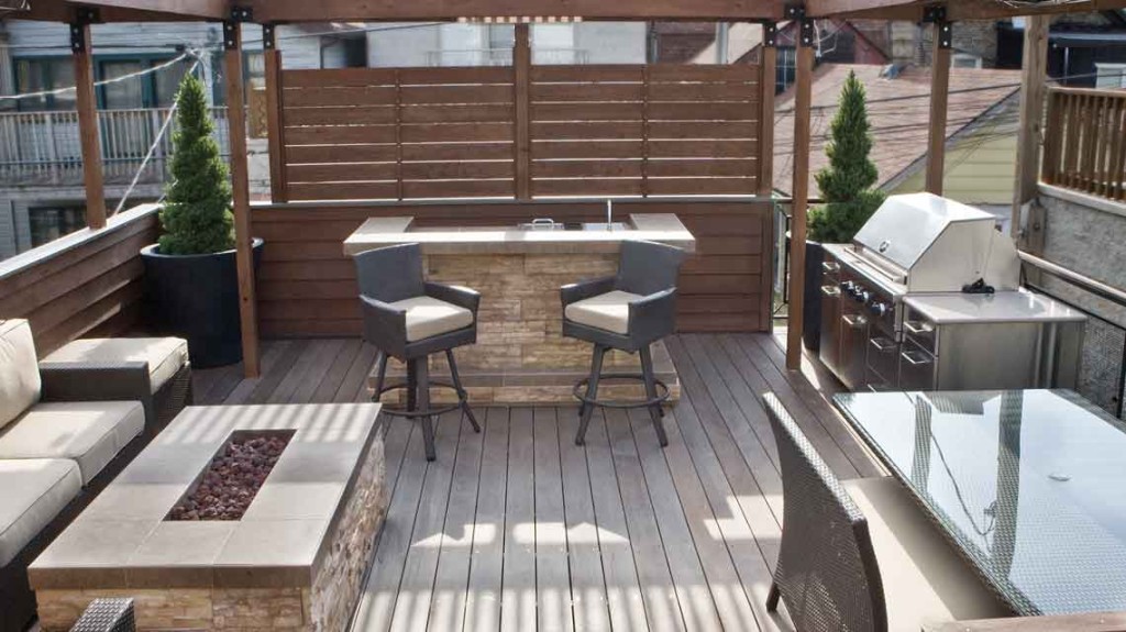 Logan Square Rooftop Deck – Premier Construction of Illinois