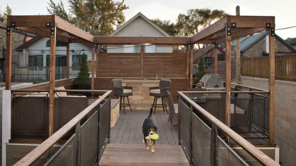 Logan Square Rooftop Deck – Premier Construction of Illinois